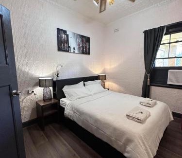 Jerilderie Hotel | Royal Mail Hotel