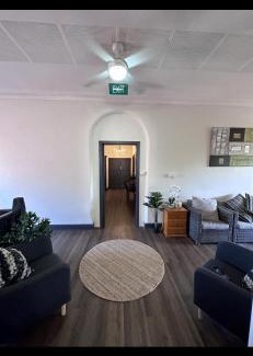 Jerilderie Hotel | Royal Mail Hotel
