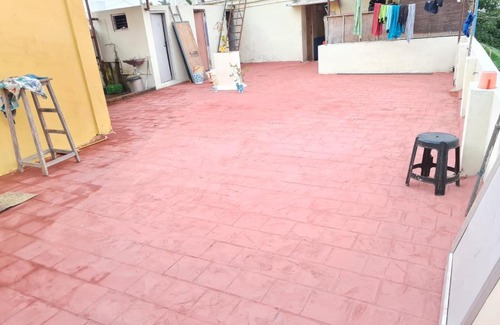 Anna Nagar Bed & Breakfast | Royal Meriton Paying Guest for Men