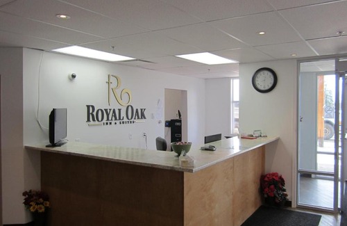 Mackenzie Hotel | Royal Oak Inn and Suites & RV Park