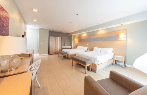 F.w.i Hotel | Royal Oasis