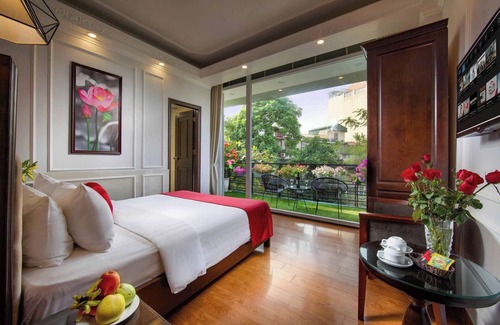 Hang Trong Hotel | Royal Palace Hotel 3