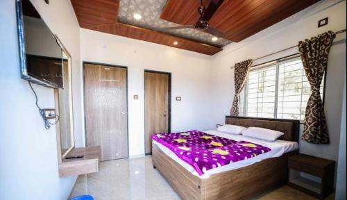 Mahabaleshwar Cabin | Royal palace