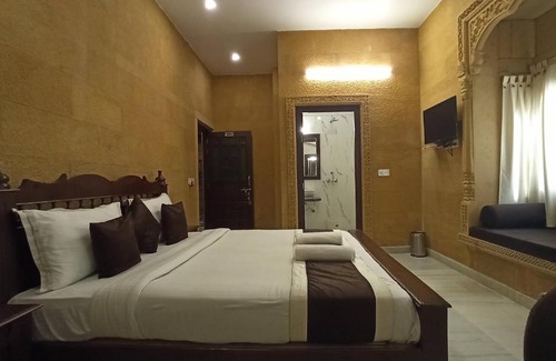 Amar Sagar Pol Bed & Breakfast | Royal Palace Jaisalmer