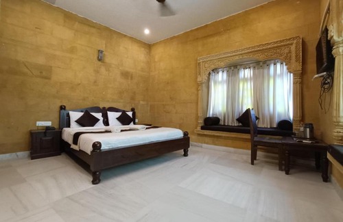 Amar Sagar Pol Bed & Breakfast | Royal Palace Jaisalmer