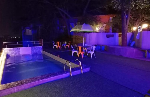 Aarey Colony House | Royal Palms Holiday villas