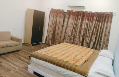 Aarey Colony House | Royal Palms Holiday villas
