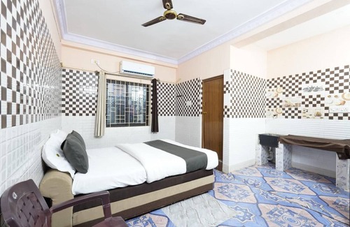 Katpadi Hotel | Royal Park