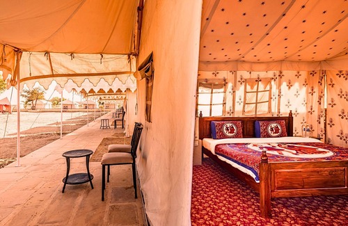 Kanoi Hotel | Royal Pavilion Camps