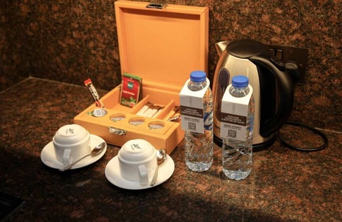 Trade Center House | Royal Penthouse Suite Near Duja Tower Sheikh Zayed Road By Luxury Bookings