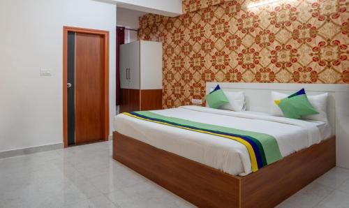 Sector 2 Apartment | Royal Platinum suites HSR layout