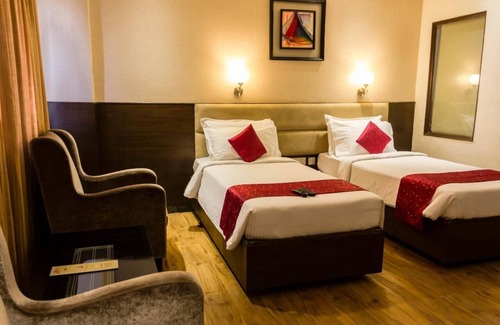 Egmore Hotel | Royal Regency Lifotel by Crossway