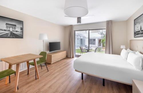 Diderot Hotel | Royal Regency Paris Vincennes