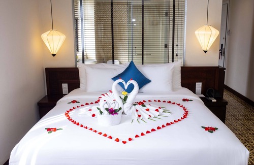 Thanh Ha Resort | Royal Riverside Hoi An Hotel