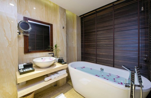 Thanh Ha Resort | Royal Riverside Hoi An Hotel