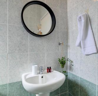 Paphos Apartment | Royal Seacrest amazing location 2 Bed Apartment by VICHY Holidays