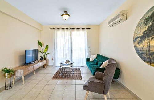 Paphos Apartment | Royal Seacrest amazing location 2 Bed Apartment by VICHY Holidays