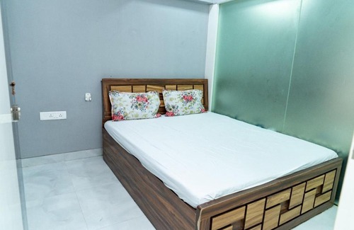 Aarey Colony Villa | Royal squad Villa 238
