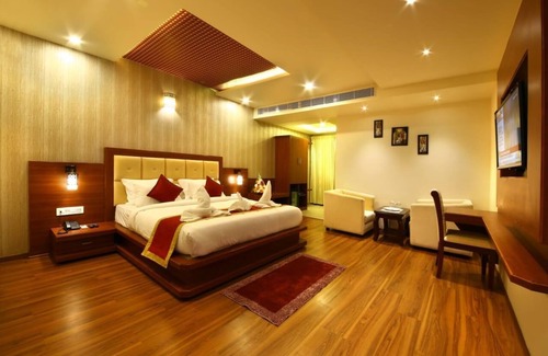 Krishnarajapura Hotel | Royal Stay
