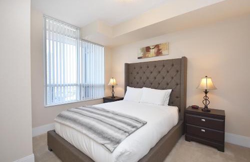 Downtown Mississauga Apartment | Royal Stays Furnished Apartments - Square One