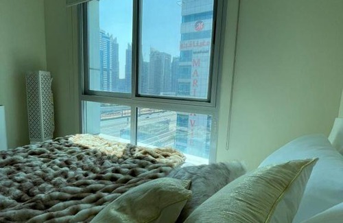 Dubai Marina Apartment | Royal Suites by Just Cavalli - Marina Studio