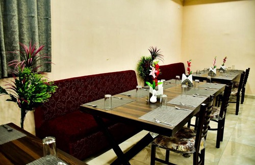 Bodh Gaya Hotel | Royal Sujata Inn Hotel