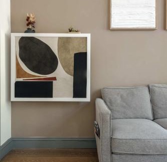 Queen's Gate Apartment | Royal Vibes in Kensington