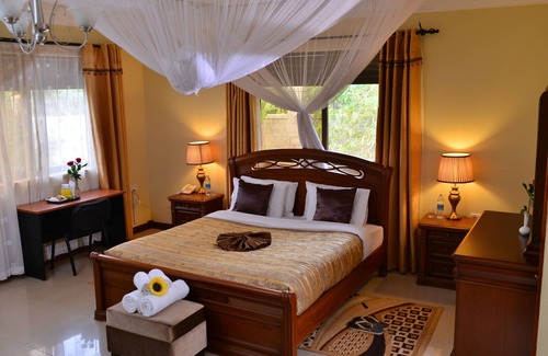 Lubowa Bed & Breakfast | Royal Victoria House