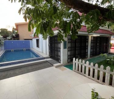 Kune N.m. Villa | Royal Villa 2 - Big Pvt Swimming Pool - 3BHK Villa - Lonavala