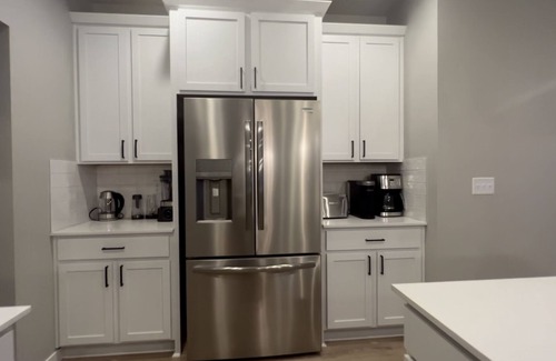 Marysville House | ROYAL VILLA: 2022 built gorgeous, elegant, and spacious house