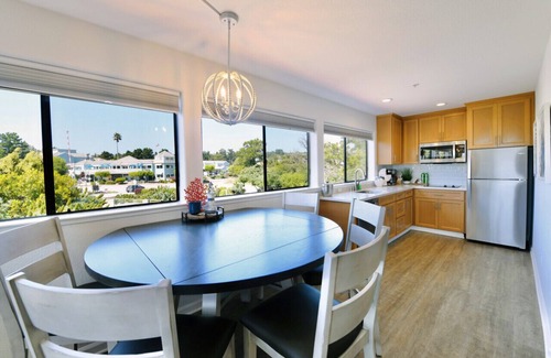 Rio del Mar Condo | Royal Villa - Ocean View - Heated 80° Pools - SEASCAPE'S BEST 1 BEDROOM - 3 BEDS - End Unit