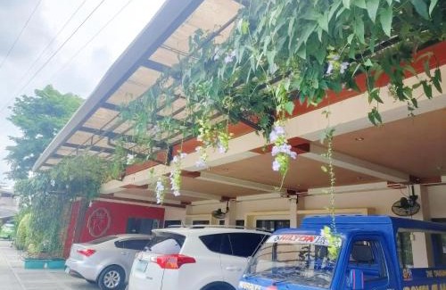 Tagum Bed & Breakfast | Royale House Hotel Davao powered by Cocotel
