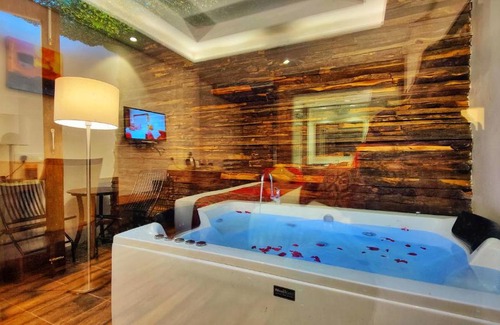 Shimla Hotel | Royale Retreat Hotel & Spa Near Mall Road