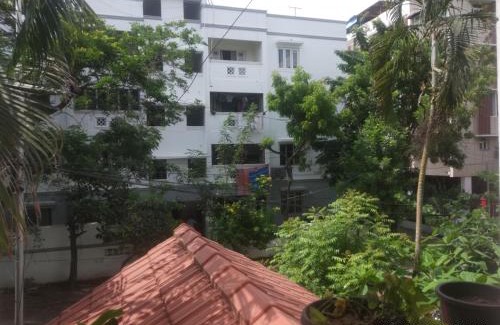 Mylapore Tiruvallikk House | Royale Seaward Comfort Suites