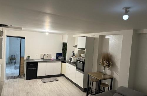 Livry-Gargan Apartment | Royale spa