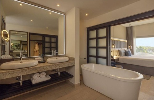 Falmouth Resort | Royalton Hideaway Blue Waters - Montego Bay, An Autograph Collection® All-Inclusive Resort - Adults Only