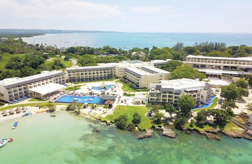 Orange Bay Resort | Royalton Negril, An Autograph Collection All-Inclusive Resort