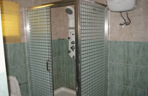 Lagos Hotel | Royalview Hotel And Suites