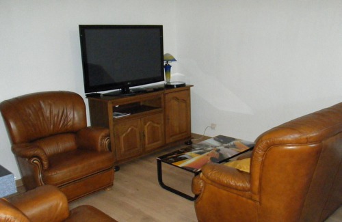 Royat Apartment | Royat T4 in quiet residence with trees
