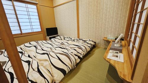 Nakagyo Ward Apartment | Royce Enmachi