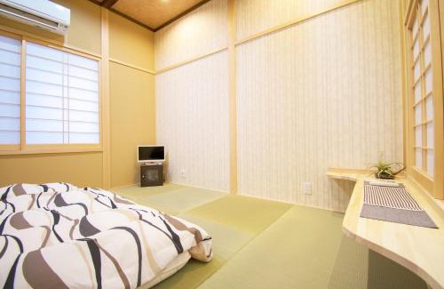 Nakagyo Ward Apartment | Royce Enmachi