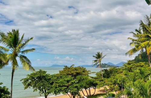 Trinity Beach Apartment | Roydon Beachfront Apartments