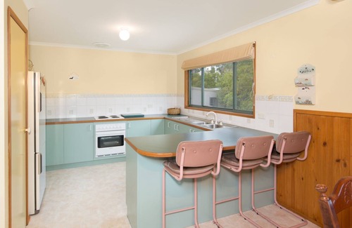 Cowes House | Roydon Island Retreat