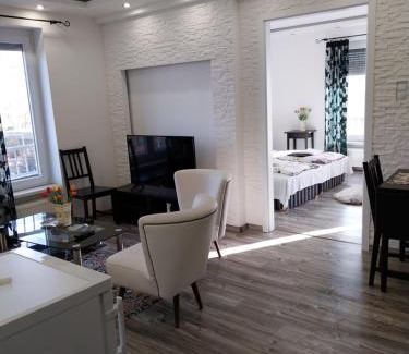 Dunaujvaros Apartment | Rozinka apartman