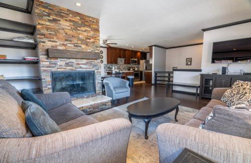 June Lake Apartment | Rr-edgewater16