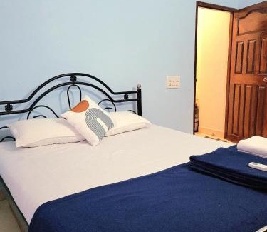 Gauravaddo Apartment | RR Haus Calangute 2BHK Apartment Near Hyatt