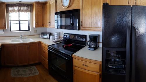 June Lake Apartment | Rr-interlaken 13