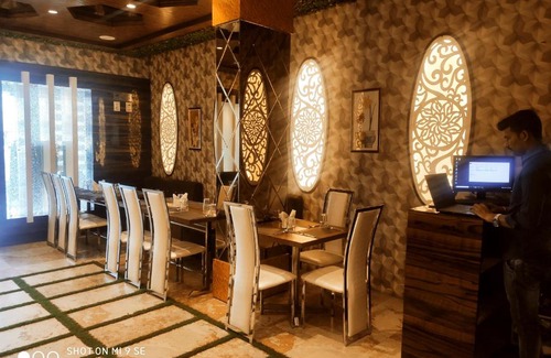Mahoba Hotel | RRC HOTEL