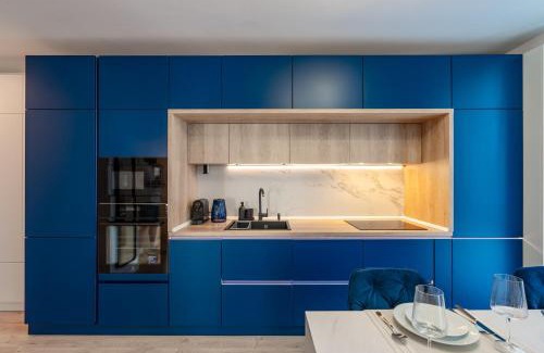 Timisoara Apartment | RTO Central Apartment - Private Parking - Panoramic Terrace