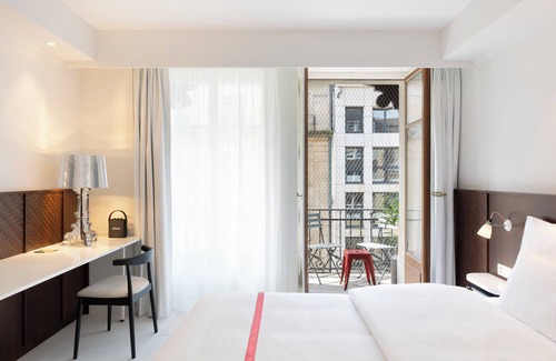 Geneva Old Town Hotel | Ruby Claire Hotel Geneva